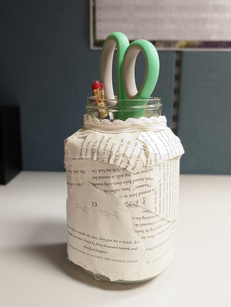 upcycled pencil holder