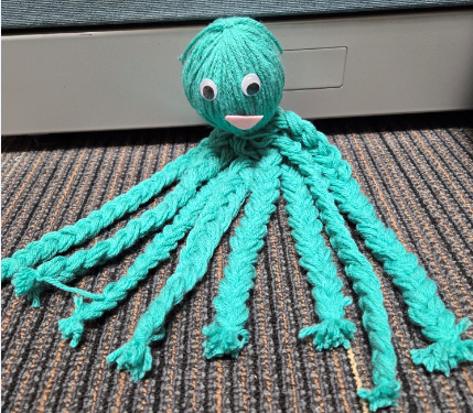 yarn octopus take-and-make craft sample